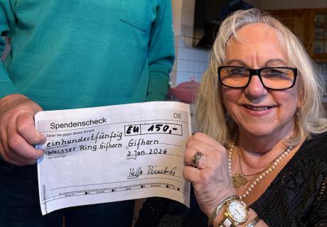 Spendenübergabe_@E. Kuhnke